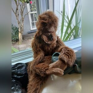 Huge Puppet- Spicers Puppets shaggy body Orangutang, 37” Long Hand Puppet
